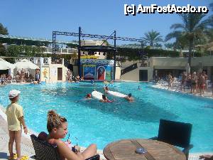 [P35] Piscina principala » foto by florinivanovici
 - 
<span class="allrVoted glyphicon glyphicon-heart hidden" id="av402107"></span>
<a class="m-l-10 hidden" id="sv402107" onclick="voting_Foto_DelVot(,402107,266)" role="button">șterge vot <span class="glyphicon glyphicon-remove"></span></a>
<a id="v9402107" class=" c-red"  onclick="voting_Foto_SetVot(402107)" role="button"><span class="glyphicon glyphicon-heart-empty"></span> <b>LIKE</b> = Votează poza</a> <img class="hidden"  id="f402107W9" src="/imagini/loader.gif" border="0" /><span class="AjErrMes hidden" id="e402107ErM"></span>