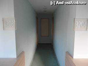 [P42] spre 2 camere intrare din hol » foto by narcisa
 - 
<span class="allrVoted glyphicon glyphicon-heart hidden" id="av359186"></span>
<a class="m-l-10 hidden" id="sv359186" onclick="voting_Foto_DelVot(,359186,270)" role="button">șterge vot <span class="glyphicon glyphicon-remove"></span></a>
<a id="v9359186" class=" c-red"  onclick="voting_Foto_SetVot(359186)" role="button"><span class="glyphicon glyphicon-heart-empty"></span> <b>LIKE</b> = Votează poza</a> <img class="hidden"  id="f359186W9" src="/imagini/loader.gif" border="0" /><span class="AjErrMes hidden" id="e359186ErM"></span>