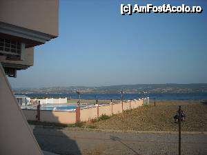 [P01] hotel gallipoli-de pe terasa camerei » foto by ipopescu
 - 
<span class="allrVoted glyphicon glyphicon-heart hidden" id="av436245"></span>
<a class="m-l-10 hidden" id="sv436245" onclick="voting_Foto_DelVot(,436245,293)" role="button">șterge vot <span class="glyphicon glyphicon-remove"></span></a>
<a id="v9436245" class=" c-red"  onclick="voting_Foto_SetVot(436245)" role="button"><span class="glyphicon glyphicon-heart-empty"></span> <b>LIKE</b> = Votează poza</a> <img class="hidden"  id="f436245W9" src="/imagini/loader.gif" border="0" /><span class="AjErrMes hidden" id="e436245ErM"></span>