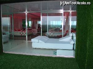 [P02] aici am iesti in afara balconuli ca sa fotografiez camera din exterior.  » foto by catalyno
 - 
<span class="allrVoted glyphicon glyphicon-heart hidden" id="av571613"></span>
<a class="m-l-10 hidden" id="sv571613" onclick="voting_Foto_DelVot(,571613,3)" role="button">șterge vot <span class="glyphicon glyphicon-remove"></span></a>
<a id="v9571613" class=" c-red"  onclick="voting_Foto_SetVot(571613)" role="button"><span class="glyphicon glyphicon-heart-empty"></span> <b>LIKE</b> = Votează poza</a> <img class="hidden"  id="f571613W9" src="/imagini/loader.gif" border="0" /><span class="AjErrMes hidden" id="e571613ErM"></span>