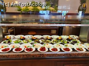 [P28] Bufet rece - salate, aperitive - restaurant Level » foto by Florris
 - 
<span class="allrVoted glyphicon glyphicon-heart hidden" id="av1177867"></span>
<a class="m-l-10 hidden" id="sv1177867" onclick="voting_Foto_DelVot(,1177867,349)" role="button">șterge vot <span class="glyphicon glyphicon-remove"></span></a>
<a id="v91177867" class=" c-red"  onclick="voting_Foto_SetVot(1177867)" role="button"><span class="glyphicon glyphicon-heart-empty"></span> <b>LIKE</b> = Votează poza</a> <img class="hidden"  id="f1177867W9" src="/imagini/loader.gif" border="0" /><span class="AjErrMes hidden" id="e1177867ErM"></span>