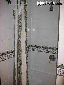 [P05] Duşul. Fără cabină, dar foarte curat. » foto by Maditu16
 - 
<span class="allrVoted glyphicon glyphicon-heart hidden" id="av212494"></span>
<a class="m-l-10 hidden" id="sv212494" onclick="voting_Foto_DelVot(,212494,36)" role="button">șterge vot <span class="glyphicon glyphicon-remove"></span></a>
<a id="v9212494" class=" c-red"  onclick="voting_Foto_SetVot(212494)" role="button"><span class="glyphicon glyphicon-heart-empty"></span> <b>LIKE</b> = Votează poza</a> <img class="hidden"  id="f212494W9" src="/imagini/loader.gif" border="0" /><span class="AjErrMes hidden" id="e212494ErM"></span>