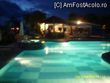[P13] piscina hotelului noaptea » foto by raduu1972
 - 
<span class="allrVoted glyphicon glyphicon-heart hidden" id="av90906"></span>
<a class="m-l-10 hidden" id="sv90906" onclick="voting_Foto_DelVot(,90906,360)" role="button">șterge vot <span class="glyphicon glyphicon-remove"></span></a>
<a id="v990906" class=" c-red"  onclick="voting_Foto_SetVot(90906)" role="button"><span class="glyphicon glyphicon-heart-empty"></span> <b>LIKE</b> = Votează poza</a> <img class="hidden"  id="f90906W9" src="/imagini/loader.gif" border="0" /><span class="AjErrMes hidden" id="e90906ErM"></span>
