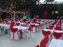 [P171] Pe baiatul asta cu tricou rosu l-am regasit a treia oara la Vera ! Bun baiat ! Acum este barman ! m-a recunoscut imediat ce m-a vazut cand am ajuns la Vera ! » foto by bigu_2006_rapid
 - 
<span class="allrVoted glyphicon glyphicon-heart hidden" id="av250307"></span>
<a class="m-l-10 hidden" id="sv250307" onclick="voting_Foto_DelVot(,250307,366)" role="button">șterge vot <span class="glyphicon glyphicon-remove"></span></a>
<a id="v9250307" class=" c-red"  onclick="voting_Foto_SetVot(250307)" role="button"><span class="glyphicon glyphicon-heart-empty"></span> <b>LIKE</b> = Votează poza</a> <img class="hidden"  id="f250307W9" src="/imagini/loader.gif" border="0" /><span class="AjErrMes hidden" id="e250307ErM"></span>