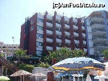 [P57] H. Sunday  de la ladies beach e vopsit in culorile Rapiduletului meu ! visiniu - alb ! Bravo Sunday Hotel ! » foto by bigu_2006_rapid
 - 
<span class="allrVoted glyphicon glyphicon-heart hidden" id="av249771"></span>
<a class="m-l-10 hidden" id="sv249771" onclick="voting_Foto_DelVot(,249771,366)" role="button">șterge vot <span class="glyphicon glyphicon-remove"></span></a>
<a id="v9249771" class=" c-red"  onclick="voting_Foto_SetVot(249771)" role="button"><span class="glyphicon glyphicon-heart-empty"></span> <b>LIKE</b> = Votează poza</a> <img class="hidden"  id="f249771W9" src="/imagini/loader.gif" border="0" /><span class="AjErrMes hidden" id="e249771ErM"></span>