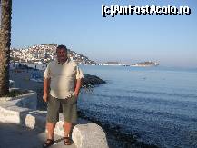 [P59] Relu in Kusadasi ! in stanga mea pe fundal e insula Porumbeilor , o atractie a statiunii ! » foto by bigu_2006_rapid
 - 
<span class="allrVoted glyphicon glyphicon-heart hidden" id="av15960"></span>
<a class="m-l-10 hidden" id="sv15960" onclick="voting_Foto_DelVot(,15960,366)" role="button">șterge vot <span class="glyphicon glyphicon-remove"></span></a>
<a id="v915960" class=" c-red"  onclick="voting_Foto_SetVot(15960)" role="button"><span class="glyphicon glyphicon-heart-empty"></span> <b>LIKE</b> = Votează poza</a> <img class="hidden"  id="f15960W9" src="/imagini/loader.gif" border="0" /><span class="AjErrMes hidden" id="e15960ErM"></span>