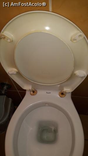 [P03] vas toaleta » foto by Nemo70
 - 
<span class="allrVoted glyphicon glyphicon-heart hidden" id="av976332"></span>
<a class="m-l-10 hidden" id="sv976332" onclick="voting_Foto_DelVot(,976332,366)" role="button">șterge vot <span class="glyphicon glyphicon-remove"></span></a>
<a id="v9976332" class=" c-red"  onclick="voting_Foto_SetVot(976332)" role="button"><span class="glyphicon glyphicon-heart-empty"></span> <b>LIKE</b> = Votează poza</a> <img class="hidden"  id="f976332W9" src="/imagini/loader.gif" border="0" /><span class="AjErrMes hidden" id="e976332ErM"></span>