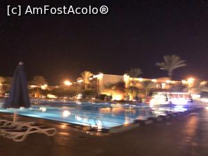 [P01] Piscina olimpica » foto by nana
 - 
<span class="allrVoted glyphicon glyphicon-heart hidden" id="av1071477"></span>
<a class="m-l-10 hidden" id="sv1071477" onclick="voting_Foto_DelVot(,1071477,394)" role="button">șterge vot <span class="glyphicon glyphicon-remove"></span></a>
<a id="v91071477" class=" c-red"  onclick="voting_Foto_SetVot(1071477)" role="button"><span class="glyphicon glyphicon-heart-empty"></span> <b>LIKE</b> = Votează poza</a> <img class="hidden"  id="f1071477W9" src="/imagini/loader.gif" border="0" /><span class="AjErrMes hidden" id="e1071477ErM"></span>