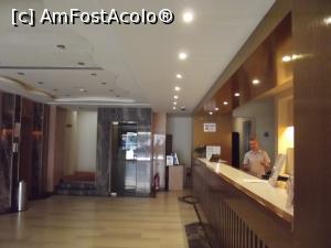 [P05] Recepţia hotelului Lomeniz » foto by irinad
 - 
<span class="allrVoted glyphicon glyphicon-heart hidden" id="av1016970"></span>
<a class="m-l-10 hidden" id="sv1016970" onclick="voting_Foto_DelVot(,1016970,396)" role="button">șterge vot <span class="glyphicon glyphicon-remove"></span></a>
<a id="v91016970" class=" c-red"  onclick="voting_Foto_SetVot(1016970)" role="button"><span class="glyphicon glyphicon-heart-empty"></span> <b>LIKE</b> = Votează poza</a> <img class="hidden"  id="f1016970W9" src="/imagini/loader.gif" border="0" /><span class="AjErrMes hidden" id="e1016970ErM"></span>