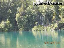 [P12] cascada de pe partea cealalta a lacului » foto by andreea72
 - 
<span class="allrVoted glyphicon glyphicon-heart hidden" id="av498164"></span>
<a class="m-l-10 hidden" id="sv498164" onclick="voting_Foto_DelVot(,498164,412)" role="button">șterge vot <span class="glyphicon glyphicon-remove"></span></a>
<a id="v9498164" class=" c-red"  onclick="voting_Foto_SetVot(498164)" role="button"><span class="glyphicon glyphicon-heart-empty"></span> <b>LIKE</b> = Votează poza</a> <img class="hidden"  id="f498164W9" src="/imagini/loader.gif" border="0" /><span class="AjErrMes hidden" id="e498164ErM"></span>