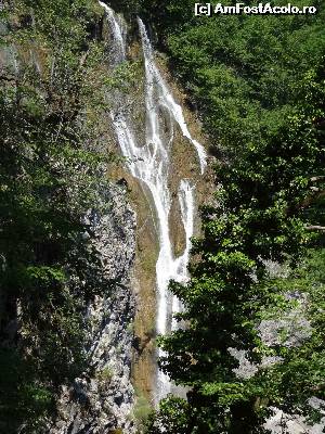 [P20] Ramificatii in dolomit » foto by Marian Preda
 - 
<span class="allrVoted glyphicon glyphicon-heart hidden" id="av560980"></span>
<a class="m-l-10 hidden" id="sv560980" onclick="voting_Foto_DelVot(,560980,412)" role="button">șterge vot <span class="glyphicon glyphicon-remove"></span></a>
<a id="v9560980" class=" c-red"  onclick="voting_Foto_SetVot(560980)" role="button"><span class="glyphicon glyphicon-heart-empty"></span> <b>LIKE</b> = Votează poza</a> <img class="hidden"  id="f560980W9" src="/imagini/loader.gif" border="0" /><span class="AjErrMes hidden" id="e560980ErM"></span>