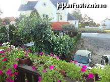 [P03] de la balcon biserica de vizavi » foto by liniuta
 - 
<span class="allrVoted glyphicon glyphicon-heart hidden" id="av349227"></span>
<a class="m-l-10 hidden" id="sv349227" onclick="voting_Foto_DelVot(,349227,412)" role="button">șterge vot <span class="glyphicon glyphicon-remove"></span></a>
<a id="v9349227" class=" c-red"  onclick="voting_Foto_SetVot(349227)" role="button"><span class="glyphicon glyphicon-heart-empty"></span> <b>LIKE</b> = Votează poza</a> <img class="hidden"  id="f349227W9" src="/imagini/loader.gif" border="0" /><span class="AjErrMes hidden" id="e349227ErM"></span>