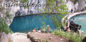 [P22] La ieşirea din peştera Šupljara » foto by irinad
 - 
<span class="allrVoted glyphicon glyphicon-heart hidden" id="av1250289"></span>
<a class="m-l-10 hidden" id="sv1250289" onclick="voting_Foto_DelVot(,1250289,412)" role="button">șterge vot <span class="glyphicon glyphicon-remove"></span></a>
<a id="v91250289" class=" c-red"  onclick="voting_Foto_SetVot(1250289)" role="button"><span class="glyphicon glyphicon-heart-empty"></span> <b>LIKE</b> = Votează poza</a> <img class="hidden"  id="f1250289W9" src="/imagini/loader.gif" border="0" /><span class="AjErrMes hidden" id="e1250289ErM"></span>