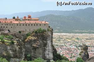 [P03] Manastirea Sfantul Stefan si in vale localitatea Kalambaka.  » foto by albena
 - 
<span class="allrVoted glyphicon glyphicon-heart hidden" id="av530851"></span>
<a class="m-l-10 hidden" id="sv530851" onclick="voting_Foto_DelVot(,530851,430)" role="button">șterge vot <span class="glyphicon glyphicon-remove"></span></a>
<a id="v9530851" class=" c-red"  onclick="voting_Foto_SetVot(530851)" role="button"><span class="glyphicon glyphicon-heart-empty"></span> <b>LIKE</b> = Votează poza</a> <img class="hidden"  id="f530851W9" src="/imagini/loader.gif" border="0" /><span class="AjErrMes hidden" id="e530851ErM"></span>