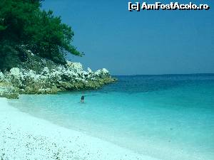 [P02] Plaja de marmura Makriamos din estul insulei Thassos, langa capitala Limenas, formata din pietricele si nisip din marmura carierei antice de pe munte, cu o apa transparenta si calda » foto by calatorul
 - 
<span class="allrVoted glyphicon glyphicon-heart hidden" id="av540964"></span>
<a class="m-l-10 hidden" id="sv540964" onclick="voting_Foto_DelVot(,540964,460)" role="button">șterge vot <span class="glyphicon glyphicon-remove"></span></a>
<a id="v9540964" class=" c-red"  onclick="voting_Foto_SetVot(540964)" role="button"><span class="glyphicon glyphicon-heart-empty"></span> <b>LIKE</b> = Votează poza</a> <img class="hidden"  id="f540964W9" src="/imagini/loader.gif" border="0" /><span class="AjErrMes hidden" id="e540964ErM"></span>