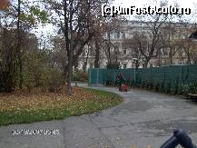 [P33] Cu un ventilator frunzele erau maturate de pe alei si ,,directionate' peste spatiul verde inca, pentru a forma o patura calda, peste iarna gazonului » foto by mirelaviolet
 - 
<span class="allrVoted glyphicon glyphicon-heart hidden" id="av170090"></span>
<a class="m-l-10 hidden" id="sv170090" onclick="voting_Foto_DelVot(,170090,461)" role="button">șterge vot <span class="glyphicon glyphicon-remove"></span></a>
<a id="v9170090" class=" c-red"  onclick="voting_Foto_SetVot(170090)" role="button"><span class="glyphicon glyphicon-heart-empty"></span> <b>LIKE</b> = Votează poza</a> <img class="hidden"  id="f170090W9" src="/imagini/loader.gif" border="0" /><span class="AjErrMes hidden" id="e170090ErM"></span>