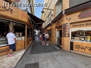 [P43] Centru Lloret » foto by AZE
 - 
<span class="allrVoted glyphicon glyphicon-heart hidden" id="av1547522"></span>
<a class="m-l-10 hidden" id="sv1547522" onclick="voting_Foto_DelVot(,1547522,479)" role="button">șterge vot <span class="glyphicon glyphicon-remove"></span></a>
<a id="v91547522" class=" c-red"  onclick="voting_Foto_SetVot(1547522)" role="button"><span class="glyphicon glyphicon-heart-empty"></span> <b>LIKE</b> = Votează poza</a> <img class="hidden"  id="f1547522W9" src="/imagini/loader.gif" border="0" /><span class="AjErrMes hidden" id="e1547522ErM"></span>