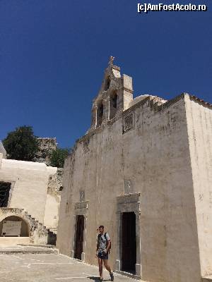 [P22] Mica bisericuță de la Mănăstirea Preveli » foto by Cleopatraa
 - 
<span class="allrVoted glyphicon glyphicon-heart hidden" id="av664956"></span>
<a class="m-l-10 hidden" id="sv664956" onclick="voting_Foto_DelVot(,664956,481)" role="button">șterge vot <span class="glyphicon glyphicon-remove"></span></a>
<a id="v9664956" class=" c-red"  onclick="voting_Foto_SetVot(664956)" role="button"><span class="glyphicon glyphicon-heart-empty"></span> <b>LIKE</b> = Votează poza</a> <img class="hidden"  id="f664956W9" src="/imagini/loader.gif" border="0" /><span class="AjErrMes hidden" id="e664956ErM"></span>