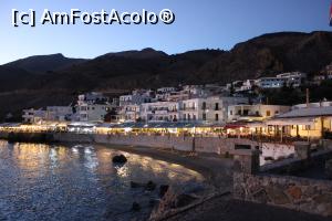 [P35] Creta, Chora Sfakion are o mulțime de taverne » foto by mprofeanu
 - 
<span class="allrVoted glyphicon glyphicon-heart hidden" id="av1261727"></span>
<a class="m-l-10 hidden" id="sv1261727" onclick="voting_Foto_DelVot(,1261727,481)" role="button">șterge vot <span class="glyphicon glyphicon-remove"></span></a>
<a id="v91261727" class=" c-red"  onclick="voting_Foto_SetVot(1261727)" role="button"><span class="glyphicon glyphicon-heart-empty"></span> <b>LIKE</b> = Votează poza</a> <img class="hidden"  id="f1261727W9" src="/imagini/loader.gif" border="0" /><span class="AjErrMes hidden" id="e1261727ErM"></span>