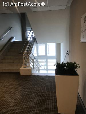 [P19] Scări, Novotel, Szeged » foto by krisstinna
 - 
<span class="allrVoted glyphicon glyphicon-heart hidden" id="av1132252"></span>
<a class="m-l-10 hidden" id="sv1132252" onclick="voting_Foto_DelVot(,1132252,490)" role="button">șterge vot <span class="glyphicon glyphicon-remove"></span></a>
<a id="v91132252" class=" c-red"  onclick="voting_Foto_SetVot(1132252)" role="button"><span class="glyphicon glyphicon-heart-empty"></span> <b>LIKE</b> = Votează poza</a> <img class="hidden"  id="f1132252W9" src="/imagini/loader.gif" border="0" /><span class="AjErrMes hidden" id="e1132252ErM"></span>