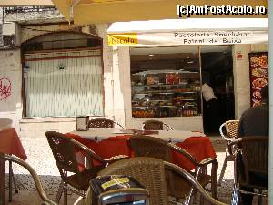 [P05] Pastelaria Snack bar, unde am servit primul Bachalau, a doua zi... inauntru...  » foto by mireille
 - 
<span class="allrVoted glyphicon glyphicon-heart hidden" id="av504797"></span>
<a class="m-l-10 hidden" id="sv504797" onclick="voting_Foto_DelVot(,504797,516)" role="button">șterge vot <span class="glyphicon glyphicon-remove"></span></a>
<a id="v9504797" class=" c-red"  onclick="voting_Foto_SetVot(504797)" role="button"><span class="glyphicon glyphicon-heart-empty"></span> <b>LIKE</b> = Votează poza</a> <img class="hidden"  id="f504797W9" src="/imagini/loader.gif" border="0" /><span class="AjErrMes hidden" id="e504797ErM"></span>