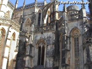 [P26] Vedere exterioară parţială a mănăstirii Batalha: fantezie flamboiantă şi masivitate.  » foto by Carmen Ion
 - 
<span class="allrVoted glyphicon glyphicon-heart hidden" id="av613567"></span>
<a class="m-l-10 hidden" id="sv613567" onclick="voting_Foto_DelVot(,613567,516)" role="button">șterge vot <span class="glyphicon glyphicon-remove"></span></a>
<a id="v9613567" class=" c-red"  onclick="voting_Foto_SetVot(613567)" role="button"><span class="glyphicon glyphicon-heart-empty"></span> <b>LIKE</b> = Votează poza</a> <img class="hidden"  id="f613567W9" src="/imagini/loader.gif" border="0" /><span class="AjErrMes hidden" id="e613567ErM"></span>