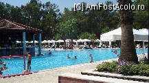 [P16] piscina mare » foto by soleillevant32
 - 
<span class="allrVoted glyphicon glyphicon-heart hidden" id="av105840"></span>
<a class="m-l-10 hidden" id="sv105840" onclick="voting_Foto_DelVot(,105840,55)" role="button">șterge vot <span class="glyphicon glyphicon-remove"></span></a>
<a id="v9105840" class=" c-red"  onclick="voting_Foto_SetVot(105840)" role="button"><span class="glyphicon glyphicon-heart-empty"></span> <b>LIKE</b> = Votează poza</a> <img class="hidden"  id="f105840W9" src="/imagini/loader.gif" border="0" /><span class="AjErrMes hidden" id="e105840ErM"></span>