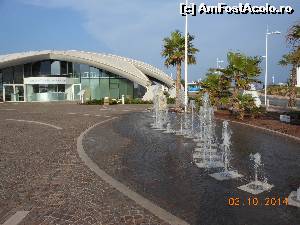 [P10] Malta - Malta National Aquarium şi fântânile arteziene.  » foto by iulianic
 - 
<span class="allrVoted glyphicon glyphicon-heart hidden" id="av565476"></span>
<a class="m-l-10 hidden" id="sv565476" onclick="voting_Foto_DelVot(,565476,557)" role="button">șterge vot <span class="glyphicon glyphicon-remove"></span></a>
<a id="v9565476" class=" c-red"  onclick="voting_Foto_SetVot(565476)" role="button"><span class="glyphicon glyphicon-heart-empty"></span> <b>LIKE</b> = Votează poza</a> <img class="hidden"  id="f565476W9" src="/imagini/loader.gif" border="0" /><span class="AjErrMes hidden" id="e565476ErM"></span>
