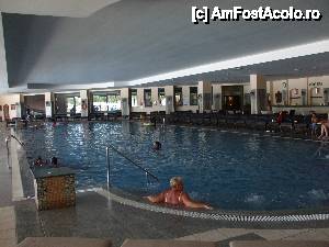[P40] Piscina interioară » foto by crima
 - 
<span class="allrVoted glyphicon glyphicon-heart hidden" id="av403231"></span>
<a class="m-l-10 hidden" id="sv403231" onclick="voting_Foto_DelVot(,403231,6)" role="button">șterge vot <span class="glyphicon glyphicon-remove"></span></a>
<a id="v9403231" class=" c-red"  onclick="voting_Foto_SetVot(403231)" role="button"><span class="glyphicon glyphicon-heart-empty"></span> <b>LIKE</b> = Votează poza</a> <img class="hidden"  id="f403231W9" src="/imagini/loader.gif" border="0" /><span class="AjErrMes hidden" id="e403231ErM"></span>