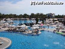 [P03] Imagine de ansamblu realizata de pe terasa restaurantului » foto by world_traveler
 - 
<span class="allrVoted glyphicon glyphicon-heart hidden" id="av213058"></span>
<a class="m-l-10 hidden" id="sv213058" onclick="voting_Foto_DelVot(,213058,6)" role="button">șterge vot <span class="glyphicon glyphicon-remove"></span></a>
<a id="v9213058" class=" c-red"  onclick="voting_Foto_SetVot(213058)" role="button"><span class="glyphicon glyphicon-heart-empty"></span> <b>LIKE</b> = Votează poza</a> <img class="hidden"  id="f213058W9" src="/imagini/loader.gif" border="0" /><span class="AjErrMes hidden" id="e213058ErM"></span>