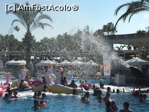 [P01] Piscina si discoteca in aer liber, cu spuma...  » foto by mariancris
 - 
<span class="allrVoted glyphicon glyphicon-heart hidden" id="av987395"></span>
<a class="m-l-10 hidden" id="sv987395" onclick="voting_Foto_DelVot(,987395,6)" role="button">șterge vot <span class="glyphicon glyphicon-remove"></span></a>
<a id="v9987395" class=" c-red"  onclick="voting_Foto_SetVot(987395)" role="button"><span class="glyphicon glyphicon-heart-empty"></span> <b>LIKE</b> = Votează poza</a> <img class="hidden"  id="f987395W9" src="/imagini/loader.gif" border="0" /><span class="AjErrMes hidden" id="e987395ErM"></span>