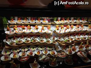 [P12] Dar numai după ce ne îndopăm cu aperitivele astea » foto by mauricius*
 - 
<span class="allrVoted glyphicon glyphicon-heart hidden" id="av543063"></span>
<a class="m-l-10 hidden" id="sv543063" onclick="voting_Foto_DelVot(,543063,6)" role="button">șterge vot <span class="glyphicon glyphicon-remove"></span></a>
<a id="v9543063" class=" c-red"  onclick="voting_Foto_SetVot(543063)" role="button"><span class="glyphicon glyphicon-heart-empty"></span> <b>LIKE</b> = Votează poza</a> <img class="hidden"  id="f543063W9" src="/imagini/loader.gif" border="0" /><span class="AjErrMes hidden" id="e543063ErM"></span>