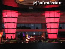 [P07] Pianul de langa receptie » foto by oanat82
 - 
<span class="allrVoted glyphicon glyphicon-heart hidden" id="av187184"></span>
<a class="m-l-10 hidden" id="sv187184" onclick="voting_Foto_DelVot(,187184,622)" role="button">șterge vot <span class="glyphicon glyphicon-remove"></span></a>
<a id="v9187184" class=" c-red"  onclick="voting_Foto_SetVot(187184)" role="button"><span class="glyphicon glyphicon-heart-empty"></span> <b>LIKE</b> = Votează poza</a> <img class="hidden"  id="f187184W9" src="/imagini/loader.gif" border="0" /><span class="AjErrMes hidden" id="e187184ErM"></span>