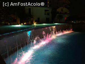 [P06] piscina cu lumina colorata » foto by dianna
 - 
<span class="allrVoted glyphicon glyphicon-heart hidden" id="av767093"></span>
<a class="m-l-10 hidden" id="sv767093" onclick="voting_Foto_DelVot(,767093,622)" role="button">șterge vot <span class="glyphicon glyphicon-remove"></span></a>
<a id="v9767093" class=" c-red"  onclick="voting_Foto_SetVot(767093)" role="button"><span class="glyphicon glyphicon-heart-empty"></span> <b>LIKE</b> = Votează poza</a> <img class="hidden"  id="f767093W9" src="/imagini/loader.gif" border="0" /><span class="AjErrMes hidden" id="e767093ErM"></span>