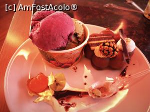 [P17] La cofetarie » foto by georgggeee
 - 
<span class="allrVoted glyphicon glyphicon-heart hidden" id="av1500772"></span>
<a class="m-l-10 hidden" id="sv1500772" onclick="voting_Foto_DelVot(,1500772,622)" role="button">șterge vot <span class="glyphicon glyphicon-remove"></span></a>
<a id="v91500772" class=" c-red"  onclick="voting_Foto_SetVot(1500772)" role="button"><span class="glyphicon glyphicon-heart-empty"></span> <b>LIKE</b> = Votează poza</a> <img class="hidden"  id="f1500772W9" src="/imagini/loader.gif" border="0" /><span class="AjErrMes hidden" id="e1500772ErM"></span>