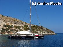 [P17] un super yacht, cu un caine pe el, banuiesc ca era ciobanesc mioritic, ca semana cu unul » foto by angel*
 - 
<span class="allrVoted glyphicon glyphicon-heart hidden" id="av1507"></span>
<a class="m-l-10 hidden" id="sv1507" onclick="voting_Foto_DelVot(,1507,640)" role="button">șterge vot <span class="glyphicon glyphicon-remove"></span></a>
<a id="v91507" class=" c-red"  onclick="voting_Foto_SetVot(1507)" role="button"><span class="glyphicon glyphicon-heart-empty"></span> <b>LIKE</b> = Votează poza</a> <img class="hidden"  id="f1507W9" src="/imagini/loader.gif" border="0" /><span class="AjErrMes hidden" id="e1507ErM"></span>