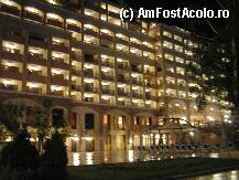 [P10] Fiecare balcon are becul lui » foto by ionescunic
 - 
<span class="allrVoted glyphicon glyphicon-heart hidden" id="av35610"></span>
<a class="m-l-10 hidden" id="sv35610" onclick="voting_Foto_DelVot(,35610,649)" role="button">șterge vot <span class="glyphicon glyphicon-remove"></span></a>
<a id="v935610" class=" c-red"  onclick="voting_Foto_SetVot(35610)" role="button"><span class="glyphicon glyphicon-heart-empty"></span> <b>LIKE</b> = Votează poza</a> <img class="hidden"  id="f35610W9" src="/imagini/loader.gif" border="0" /><span class="AjErrMes hidden" id="e35610ErM"></span>