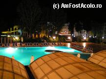 [P11] Piscina seara » foto by ionescunic
 - 
<span class="allrVoted glyphicon glyphicon-heart hidden" id="av35611"></span>
<a class="m-l-10 hidden" id="sv35611" onclick="voting_Foto_DelVot(,35611,649)" role="button">șterge vot <span class="glyphicon glyphicon-remove"></span></a>
<a id="v935611" class=" c-red"  onclick="voting_Foto_SetVot(35611)" role="button"><span class="glyphicon glyphicon-heart-empty"></span> <b>LIKE</b> = Votează poza</a> <img class="hidden"  id="f35611W9" src="/imagini/loader.gif" border="0" /><span class="AjErrMes hidden" id="e35611ErM"></span>