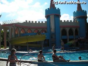 [P63] piscine copii cu topogane » foto by anghelada
 - 
<span class="allrVoted glyphicon glyphicon-heart hidden" id="av525697"></span>
<a class="m-l-10 hidden" id="sv525697" onclick="voting_Foto_DelVot(,525697,649)" role="button">șterge vot <span class="glyphicon glyphicon-remove"></span></a>
<a id="v9525697" class=" c-red"  onclick="voting_Foto_SetVot(525697)" role="button"><span class="glyphicon glyphicon-heart-empty"></span> <b>LIKE</b> = Votează poza</a> <img class="hidden"  id="f525697W9" src="/imagini/loader.gif" border="0" /><span class="AjErrMes hidden" id="e525697ErM"></span>