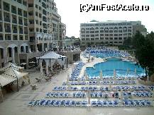 [P04] Piscina de la Palace 5* » foto by sofnicus
 - 
<span class="allrVoted glyphicon glyphicon-heart hidden" id="av52125"></span>
<a class="m-l-10 hidden" id="sv52125" onclick="voting_Foto_DelVot(,52125,649)" role="button">șterge vot <span class="glyphicon glyphicon-remove"></span></a>
<a id="v952125" class=" c-red"  onclick="voting_Foto_SetVot(52125)" role="button"><span class="glyphicon glyphicon-heart-empty"></span> <b>LIKE</b> = Votează poza</a> <img class="hidden"  id="f52125W9" src="/imagini/loader.gif" border="0" /><span class="AjErrMes hidden" id="e52125ErM"></span>