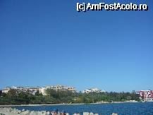[P22] Hotel Sol Nessebar Mare - vedere panoramica de pe dig a celor trei hoteluri Sol » foto by magdalena
 - 
<span class="allrVoted glyphicon glyphicon-heart hidden" id="av71280"></span>
<a class="m-l-10 hidden" id="sv71280" onclick="voting_Foto_DelVot(,71280,649)" role="button">șterge vot <span class="glyphicon glyphicon-remove"></span></a>
<a id="v971280" class=" c-red"  onclick="voting_Foto_SetVot(71280)" role="button"><span class="glyphicon glyphicon-heart-empty"></span> <b>LIKE</b> = Votează poza</a> <img class="hidden"  id="f71280W9" src="/imagini/loader.gif" border="0" /><span class="AjErrMes hidden" id="e71280ErM"></span>