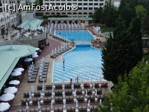 [P03] Piscina centrală, de la hotel Palace » foto by Kavarnap
 - 
<span class="allrVoted glyphicon glyphicon-heart hidden" id="av1334406"></span>
<a class="m-l-10 hidden" id="sv1334406" onclick="voting_Foto_DelVot(,1334406,649)" role="button">șterge vot <span class="glyphicon glyphicon-remove"></span></a>
<a id="v91334406" class=" c-red"  onclick="voting_Foto_SetVot(1334406)" role="button"><span class="glyphicon glyphicon-heart-empty"></span> <b>LIKE</b> = Votează poza</a> <img class="hidden"  id="f1334406W9" src="/imagini/loader.gif" border="0" /><span class="AjErrMes hidden" id="e1334406ErM"></span>