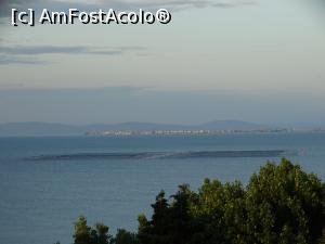 [P08] Crescătorie de ceva și pomorie în depărtare » foto by Kavarnap
 - 
<span class="allrVoted glyphicon glyphicon-heart hidden" id="av1334411"></span>
<a class="m-l-10 hidden" id="sv1334411" onclick="voting_Foto_DelVot(,1334411,649)" role="button">șterge vot <span class="glyphicon glyphicon-remove"></span></a>
<a id="v91334411" class=" c-red"  onclick="voting_Foto_SetVot(1334411)" role="button"><span class="glyphicon glyphicon-heart-empty"></span> <b>LIKE</b> = Votează poza</a> <img class="hidden"  id="f1334411W9" src="/imagini/loader.gif" border="0" /><span class="AjErrMes hidden" id="e1334411ErM"></span>