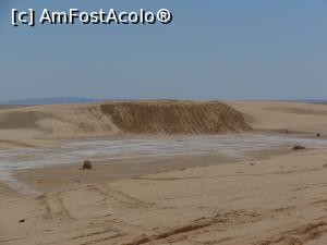 [P11] Sahara - O dună, tobogan pentru mașinile 4x4.  » foto by iulianic
 - 
<span class="allrVoted glyphicon glyphicon-heart hidden" id="av1078145"></span>
<a class="m-l-10 hidden" id="sv1078145" onclick="voting_Foto_DelVot(,1078145,658)" role="button">șterge vot <span class="glyphicon glyphicon-remove"></span></a>
<a id="v91078145" class=" c-red"  onclick="voting_Foto_SetVot(1078145)" role="button"><span class="glyphicon glyphicon-heart-empty"></span> <b>LIKE</b> = Votează poza</a> <img class="hidden"  id="f1078145W9" src="/imagini/loader.gif" border="0" /><span class="AjErrMes hidden" id="e1078145ErM"></span>