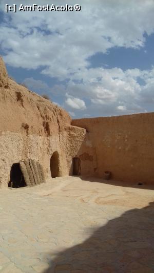 [P10] Aceeasi locuinta » foto by fan bulgaria
 - 
<span class="allrVoted glyphicon glyphicon-heart hidden" id="av1006537"></span>
<a class="m-l-10 hidden" id="sv1006537" onclick="voting_Foto_DelVot(,1006537,658)" role="button">șterge vot <span class="glyphicon glyphicon-remove"></span></a>
<a id="v91006537" class=" c-red"  onclick="voting_Foto_SetVot(1006537)" role="button"><span class="glyphicon glyphicon-heart-empty"></span> <b>LIKE</b> = Votează poza</a> <img class="hidden"  id="f1006537W9" src="/imagini/loader.gif" border="0" /><span class="AjErrMes hidden" id="e1006537ErM"></span>