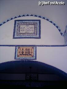 [P19] Intrarea in cafenea, cu mozaic in nuant de albastru » foto by liviadavidescu
 - 
<span class="allrVoted glyphicon glyphicon-heart hidden" id="av145700"></span>
<a class="m-l-10 hidden" id="sv145700" onclick="voting_Foto_DelVot(,145700,658)" role="button">șterge vot <span class="glyphicon glyphicon-remove"></span></a>
<a id="v9145700" class=" c-red"  onclick="voting_Foto_SetVot(145700)" role="button"><span class="glyphicon glyphicon-heart-empty"></span> <b>LIKE</b> = Votează poza</a> <img class="hidden"  id="f145700W9" src="/imagini/loader.gif" border="0" /><span class="AjErrMes hidden" id="e145700ErM"></span>