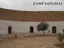 [P02] Restaurantul, din tinutul berberilor, unde am mancat cus-cus » foto by ancamariagadea*
 - 
<span class="allrVoted glyphicon glyphicon-heart hidden" id="av32324"></span>
<a class="m-l-10 hidden" id="sv32324" onclick="voting_Foto_DelVot(,32324,658)" role="button">șterge vot <span class="glyphicon glyphicon-remove"></span></a>
<a id="v932324" class=" c-red"  onclick="voting_Foto_SetVot(32324)" role="button"><span class="glyphicon glyphicon-heart-empty"></span> <b>LIKE</b> = Votează poza</a> <img class="hidden"  id="f32324W9" src="/imagini/loader.gif" border="0" /><span class="AjErrMes hidden" id="e32324ErM"></span>