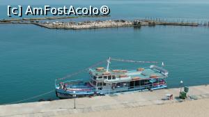 [P06] Vaporas din fata hotelului Dolphin Marina » foto by relunelu
 - 
<span class="allrVoted glyphicon glyphicon-heart hidden" id="av870084"></span>
<a class="m-l-10 hidden" id="sv870084" onclick="voting_Foto_DelVot(,870084,679)" role="button">șterge vot <span class="glyphicon glyphicon-remove"></span></a>
<a id="v9870084" class=" c-red"  onclick="voting_Foto_SetVot(870084)" role="button"><span class="glyphicon glyphicon-heart-empty"></span> <b>LIKE</b> = Votează poza</a> <img class="hidden"  id="f870084W9" src="/imagini/loader.gif" border="0" /><span class="AjErrMes hidden" id="e870084ErM"></span>