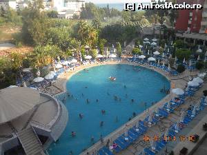 [P01] piscina principala » foto by coraplesa
 - 
<span class="allrVoted glyphicon glyphicon-heart hidden" id="av618705"></span>
<a class="m-l-10 hidden" id="sv618705" onclick="voting_Foto_DelVot(,618705,68)" role="button">șterge vot <span class="glyphicon glyphicon-remove"></span></a>
<a id="v9618705" class=" c-red"  onclick="voting_Foto_SetVot(618705)" role="button"><span class="glyphicon glyphicon-heart-empty"></span> <b>LIKE</b> = Votează poza</a> <img class="hidden"  id="f618705W9" src="/imagini/loader.gif" border="0" /><span class="AjErrMes hidden" id="e618705ErM"></span>