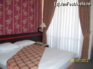 [P01] Parte din camera de hotel.  » foto by rora
 - 
<span class="allrVoted glyphicon glyphicon-heart hidden" id="av350033"></span>
<a class="m-l-10 hidden" id="sv350033" onclick="voting_Foto_DelVot(,350033,70)" role="button">șterge vot <span class="glyphicon glyphicon-remove"></span></a>
<a id="v9350033" class=" c-red"  onclick="voting_Foto_SetVot(350033)" role="button"><span class="glyphicon glyphicon-heart-empty"></span> <b>LIKE</b> = Votează poza</a> <img class="hidden"  id="f350033W9" src="/imagini/loader.gif" border="0" /><span class="AjErrMes hidden" id="e350033ErM"></span>